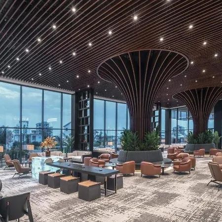 Grand Sapphire Casino, High Floor, Sea View Lythrodhondas