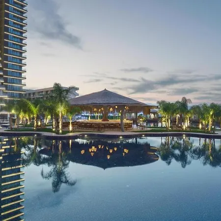 Grand Sapphire Casino, High Floor, Sea View * Trikomo