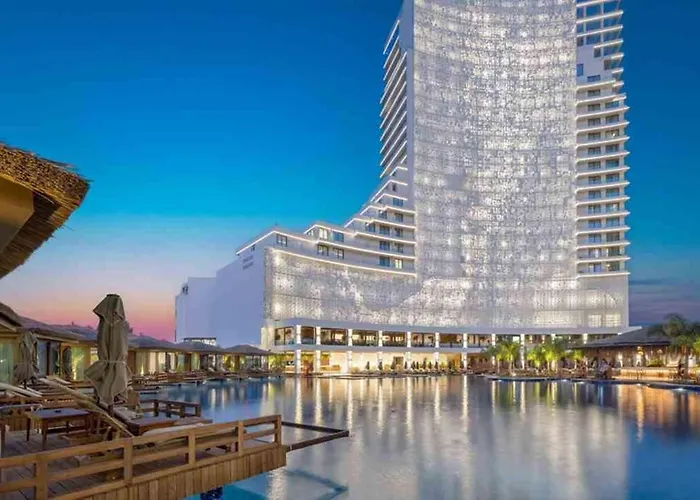 Appartement Grand Sapphire Casino, High Floor, Sea View *